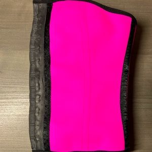 Ann Chery waist trainer size 32- Small